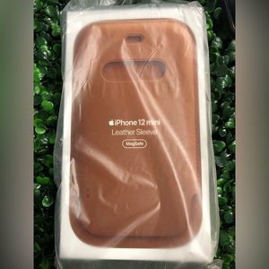 NIB Sealed Apple IPhone 12 mini leather sleeve Saddle Brown